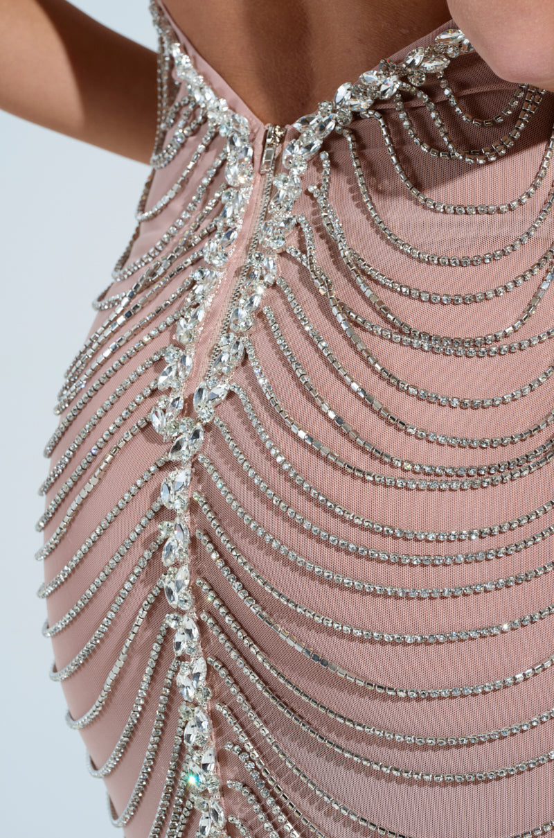 DOMINATE CHAIN MAXI DRESS