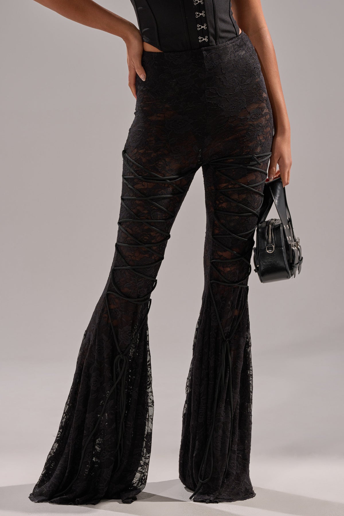 SHAKE THAT THANG LACE LEGGING