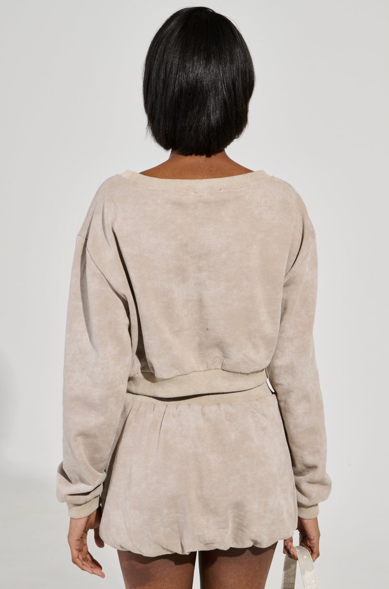 OFF-DUTY SWEATSHIRT