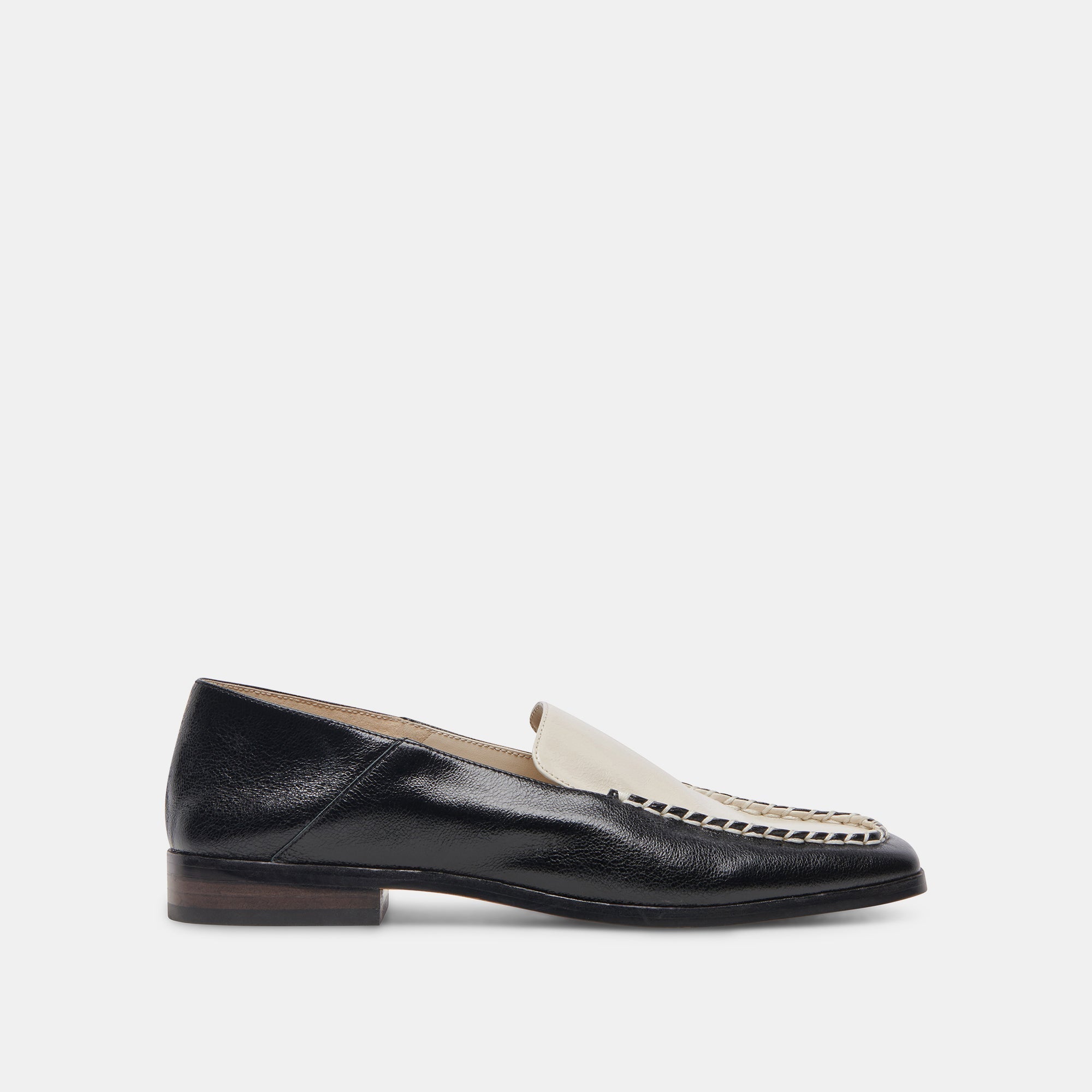 BENY WIDE FLATS WHITE BLACK CRINKLE PATENT - re:vita