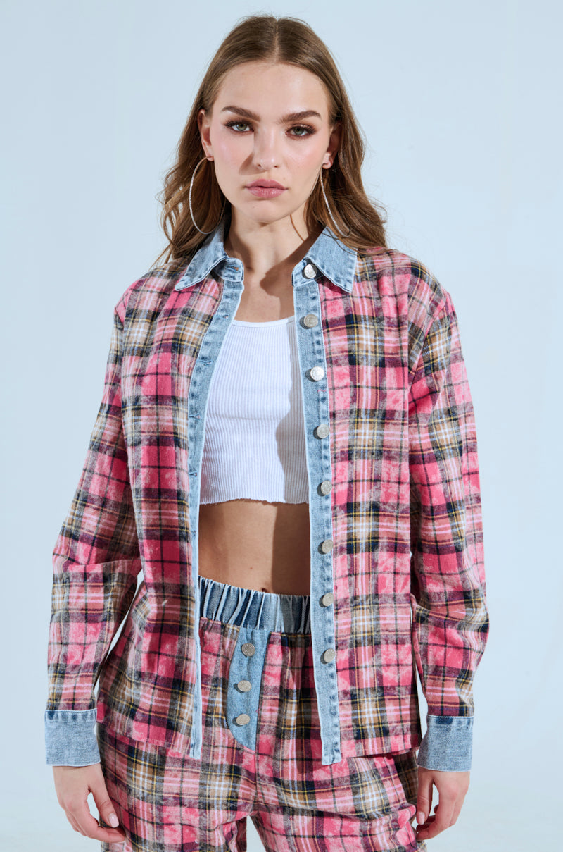 THE ONE BUTTON DOWN TOP