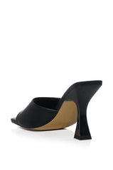 AZALEA WANG EGYPT BASIC SANDAL IN BLACK