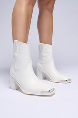 AZALEA WANG JOLYN WHITE WESTERN BOOTIE