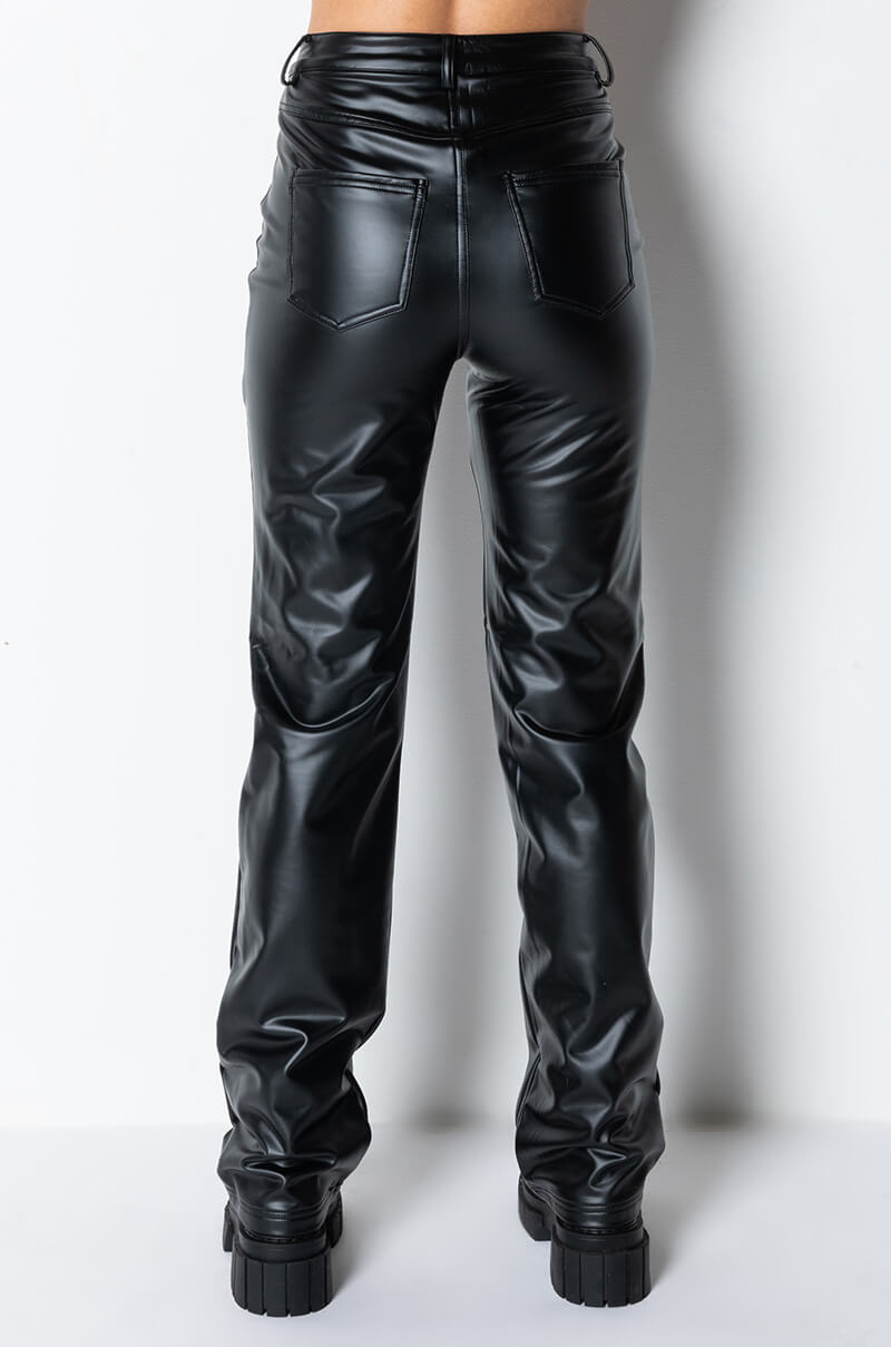 TE-QUIERO HIGH RISE VEGAN LEATHER WIDE LEG PANT